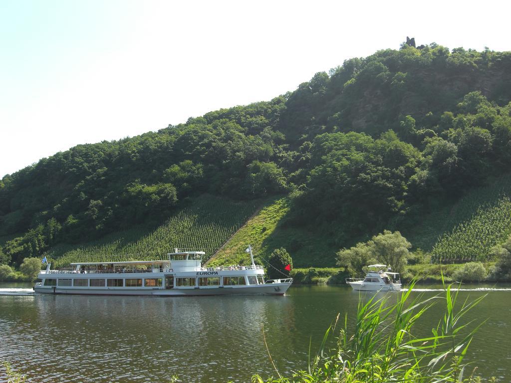 Hotel Reichsschenke Zum Ritter Gotz "Garni" Kröv Zewnętrze zdjęcie