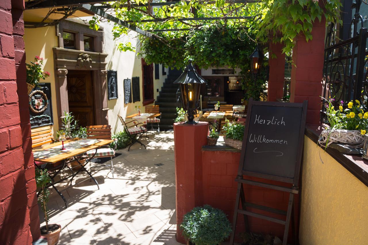 Hotel Reichsschenke Zum Ritter Gotz "Garni" Kröv Zewnętrze zdjęcie